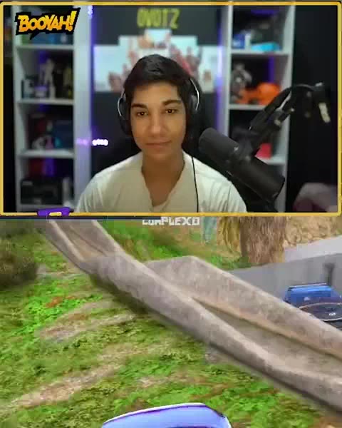 Ovotz rindo na câmera depois de uma fuga no GTA RP